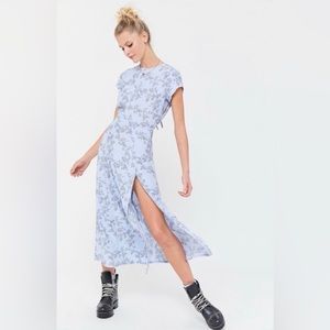 Urban Outfitters Lindsey Cap-Sleeve Floral Open Back Midi Dress